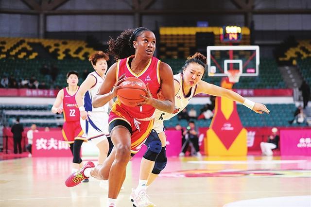乐鱼体育登录入口-三名外援合“砍”68分，山西女篮力克劲旅上海队